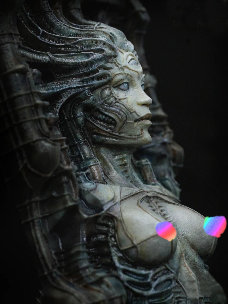 Formy silikonowe Alien Queen D – Candle. Queen recenzja i cena