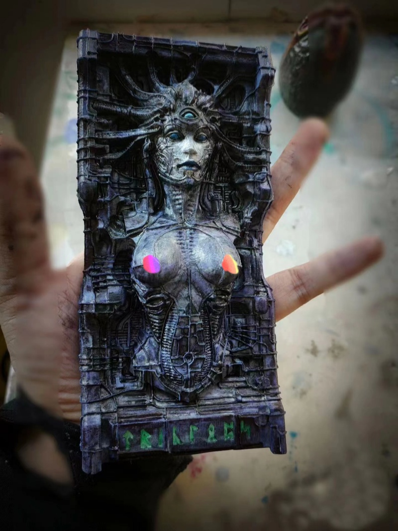 Formy silikonowe Alien Queen D – Candle. Queen recenzja i cena